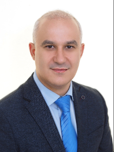 Headshot Professor Aboy